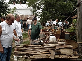 auction4a.jpg (38782 bytes)